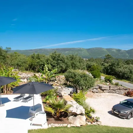 Casa Gemeos Tatil Evi Alcobaça