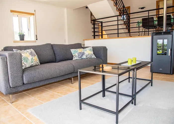 Casa Gemeos Алкобаса