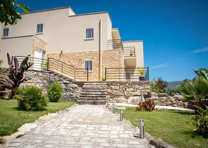 Casa Gemeos Дом отдыха Алкобаса